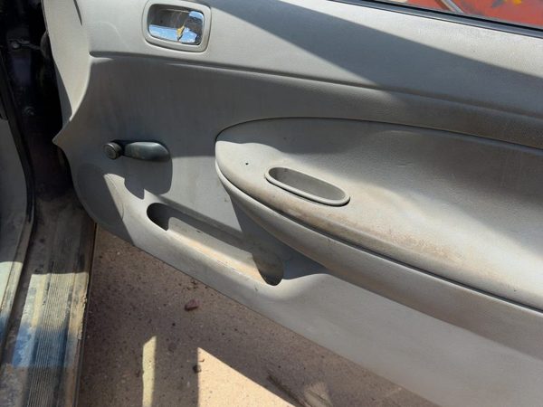 05-10 Cobalt Passenger Right Front Door Trim Panel With Switches Coupe Gray 14B — photo 6