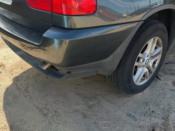 00-06 X5 Rear Bumper Cover Assembly Without Park Assist E53 Highland Green A11 — photo 2