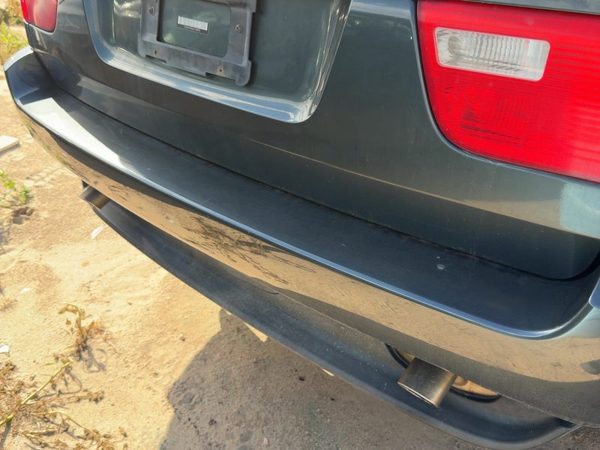 00-06 X5 Rear Bumper Cover Assembly Without Park Assist E53 Highland Green A11 — photo 4