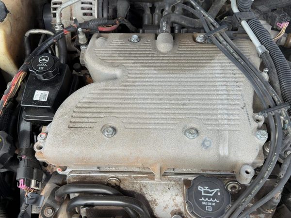 2008 Chevy Impala Upper Intake Manifold Oem 3.5L 12626550 — photo 2