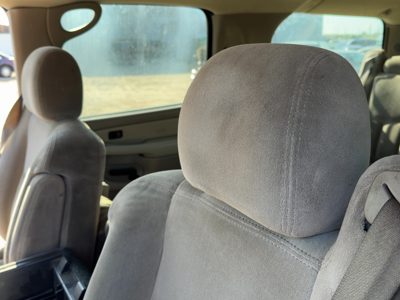 2000-2006 Chevy Suburban Pair Of Front Headrests Oem Left Right Set Seat Tan 52D