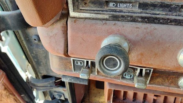 1984-1985 Jeep Grand Wagoneer Headlight Switch Control Knob Buttons Dash Oem — photo 2