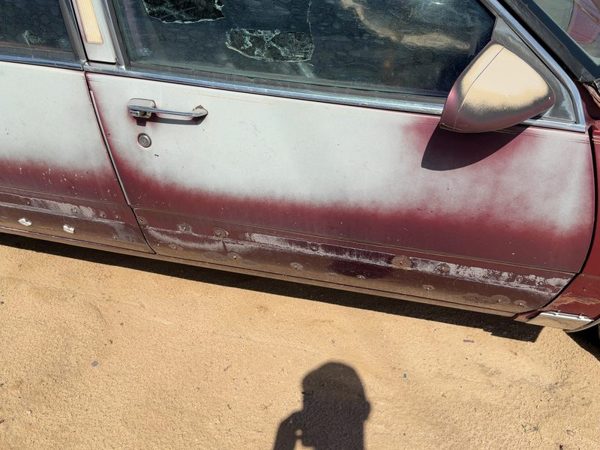 1987 Buick Electra Front Door RH Red — photo 2