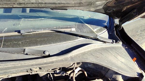 2012-2022 Vw Passat Driver Left Windshield Wiper Arm Oem Blade Lever 561955409B — photo 1