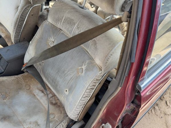 1985-1988 Nissan Maxima Driver Left Front Seat Belt Retractor Oem Shoulder Gray — photo 4