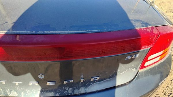 1998-2004 Dodge Intrepid Center Middle Tail Light Brake Lamp Oem Rear 04574615Ab — photo 5