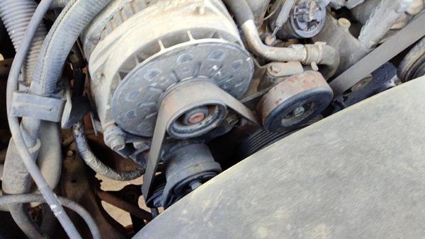 96-05 Chevy Suburban Mount Bracket Set For Alternator Oem — photo 7