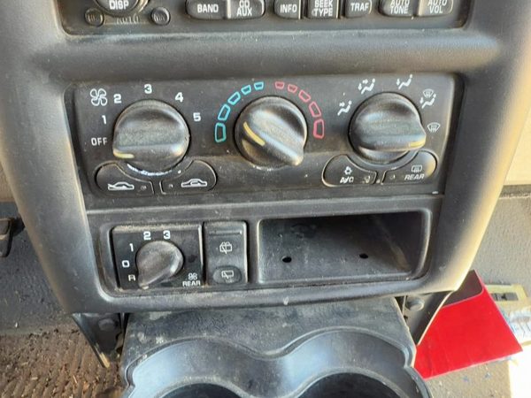 01-05 Chevy Venture Temperature Control Module In Dash Heater Ac Head Unit Oem — photo 3