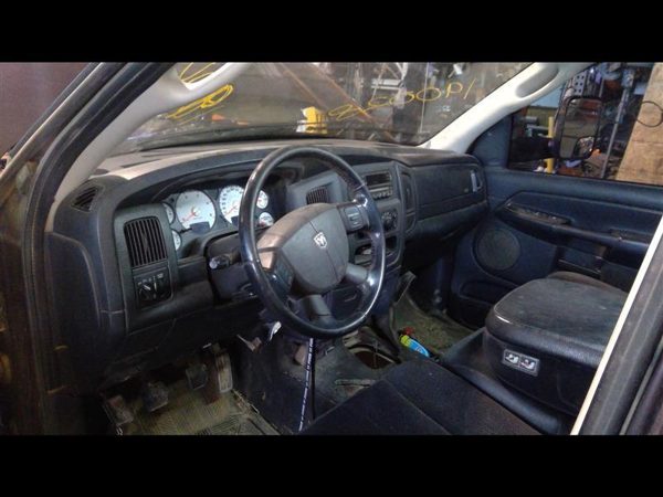 2005 Dodge Ram — vehicle photo 4