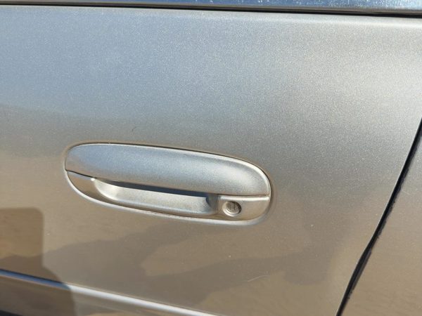 2005 Cadillac Deville Outside Door Handle LH Platinum 67U — photo 1