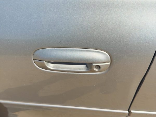 2005 Cadillac Deville Outside Door Handle LH Platinum 67U — photo 4