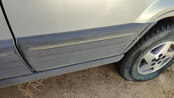 1994 Jeep Grand Cherokee Driver Left Rear Moulding From Door Oem Back Trim Strip — photo 4