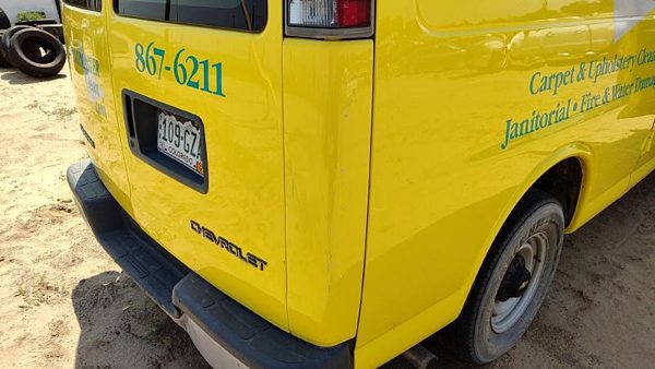 96-02 Express Van 2500 Passenger Right Rear Moulding On Quarter Panel Oem Yellow — photo 3