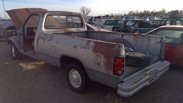 1981 Dodge Pickup 150 — vehicle photo 6