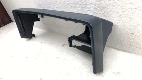 1992-1994 Gmc Sierra 2500 Trim Bezel Around Speedometer Oem Dash Surround Panel — photo 2