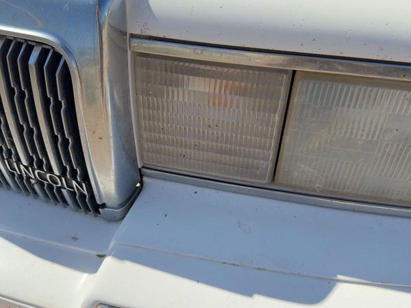 1994 Lincoln Town Car Fog/mark/park/turn Light/lamp LH — photo 1