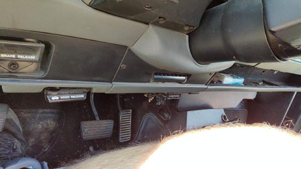 86-94 Chevy S10 Blazer Lower Dash Under Column Knee Bolster Trim Panel Oem Black — photo 1