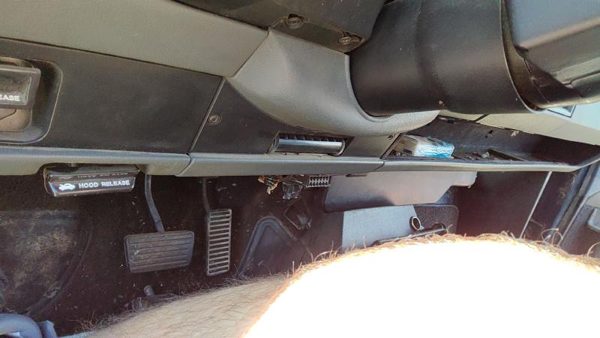 86-94 Chevy S10 Blazer Lower Dash Under Column Knee Bolster Trim Panel Oem Black — photo 3