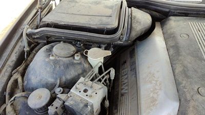 1997-2003 Bmw 540I Windshield Washer Fluid Reservoir With Pump Oem Wiper Tank