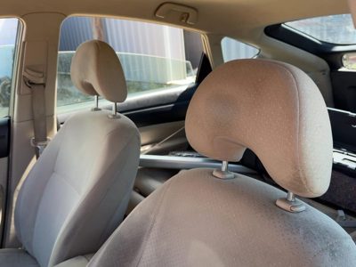 04-05 Prius Pair Of Front Headrests Left Right Set Seat Air Bag Brown/Ivory Fa08