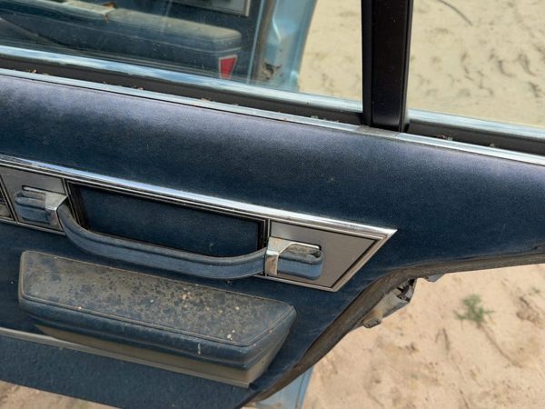 1986-1991 Olds 88 Passenger Right Rear Door Trim Panel With Switches Back Blue — photo 3