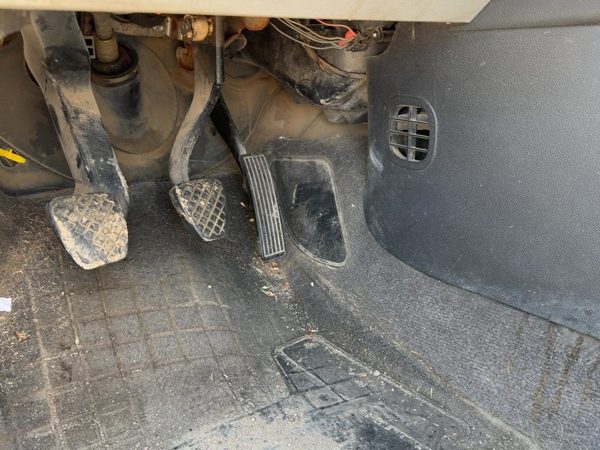 2005-2010 Chevy Cobalt Gas Pedal Assembly Oem Accelerator — photo 3