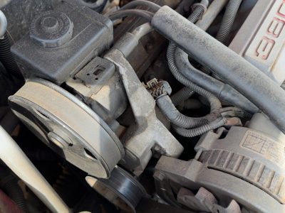 1986-1988 Olds 88 Power Steering Pump With Mount Bracket Oem 3.8L