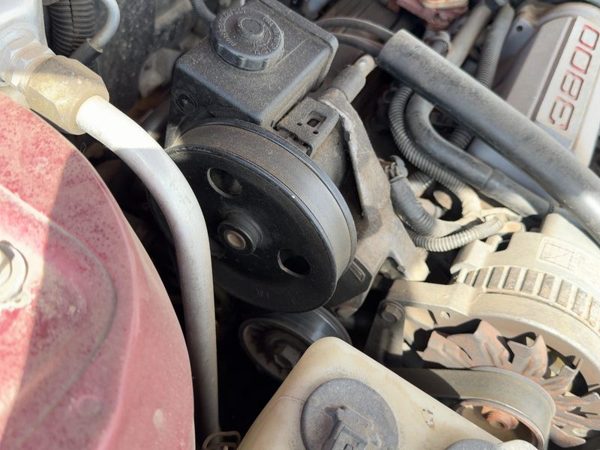 1986-1988 Olds 88 Power Steering Pump With Mount Bracket Oem 3.8L — photo 3