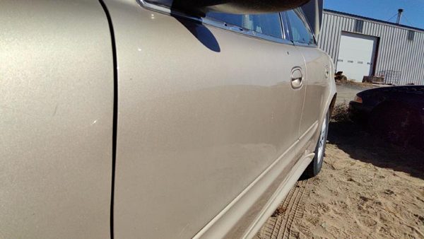 2004 Pontiac Grand Am Front Door LH 33U Champagne Beige 22702413 — photo 4
