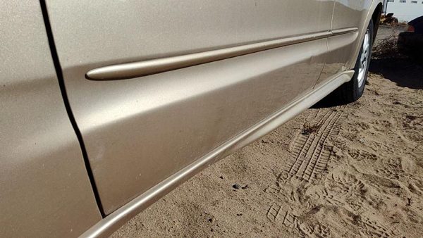 2004 Pontiac Grand Am Front Door LH 33U Champagne Beige 22702413 — photo 6