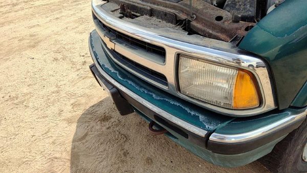 1996 Blazer S10/jimmy S15 Grille S10 Green — photo 8