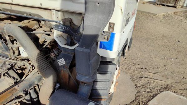1992-1998 Isuzu Npr Air Intake Snorkel Assembly On Cab Oem 4Bd2 3.9L — photo 3