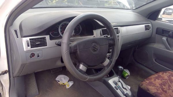 2006 Suzuki Forenza — vehicle photo 4
