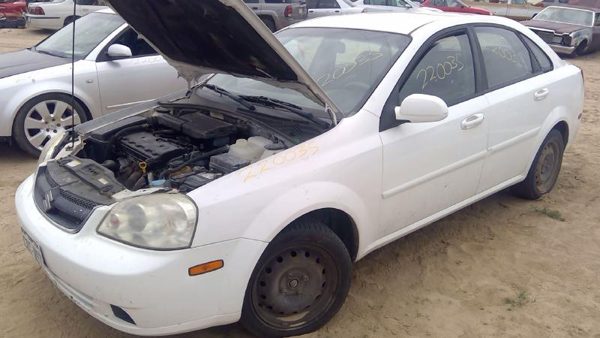 2006 Suzuki Forenza — vehicle photo 3