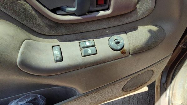 95-05 Silverado 2500 Driver Left Front Power Window Master Control Switch Oem — photo 4