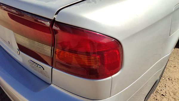 2000-2004 Subaru Legacy Passenger Right Outer Tail Light Brake Lamp Oem Rear — photo 3