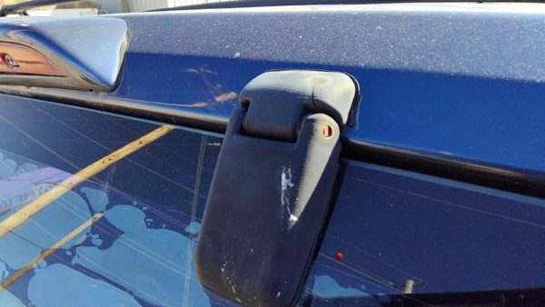 1995 Nissan Pathfinder Back Glass/window Hinges — photo 8