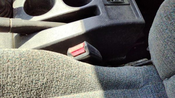 1996-1998 Suzuki Sidekick Driver Left Front Seat Belt Buckle Receiver Oem — photo 4