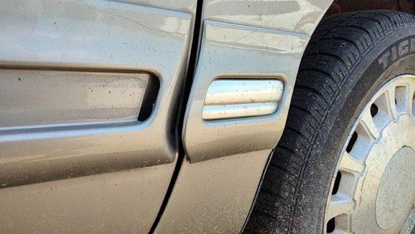 97-99 Cadillac Deville Passenger Right Moulding From Fender Trim Strip 46A Beige — photo 3