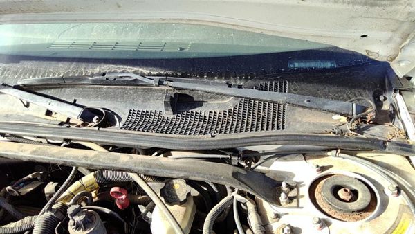 1997-2004 Buick Regal Driver Left Windshield Wiper Arm Oem Blade Lever 15237916 — photo 1