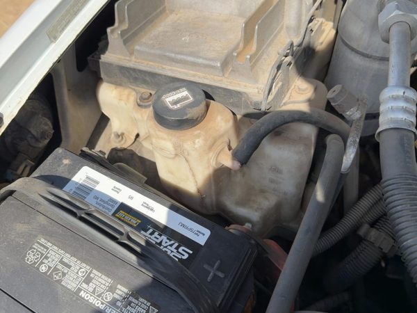 95-05 Chevy S10 Blazer Coolant Reservoir Radiator Overflow Tank Bottle Oem 4.3L — photo 2