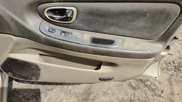 2000-2001 Nissan Maxima Passenger Right Front Door Trim Panel With Switches Tan — photo 6
