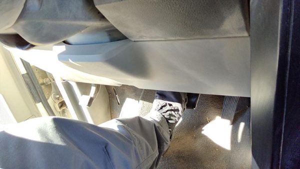 08-10 Grand Caravan Lower Dash Under Column Knee Bolster Trim Panel Gray Ds — photo 2