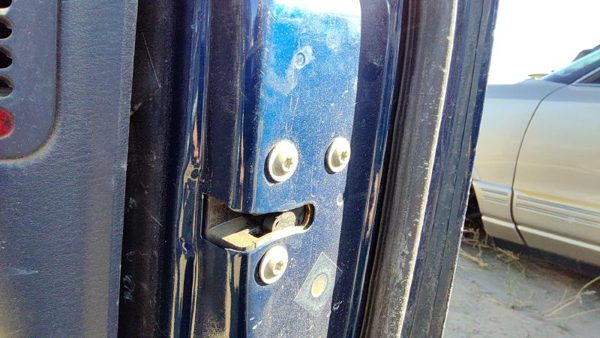 2001-2007 Dodge Caravan Passenger Right Front Door Latch With Rods/Cables Oem — photo 2