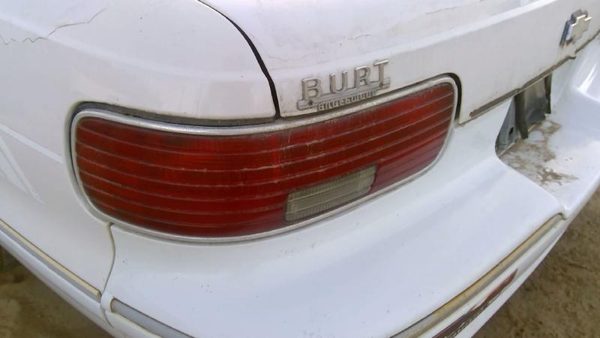 1993-1996 Chevy Caprice Driver Left Tail Light Oem Brake Lamp Rear — photo 1