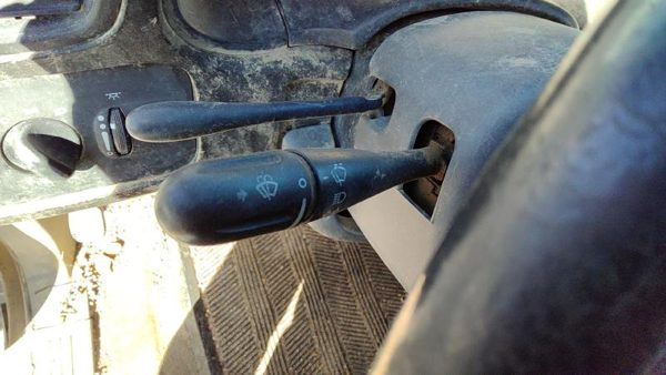 01-07 Caravan Turn Signal Switch Windshield Wiper Column Control Lever Assembly — photo 2