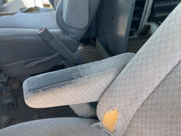 96-00 Express 2500 Driver Left Front Arm Rest Side Seat Oem Manual Grey 92G — photo 1