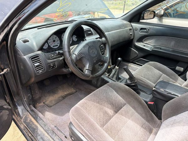 1998 Nissan Maxima — vehicle photo 5