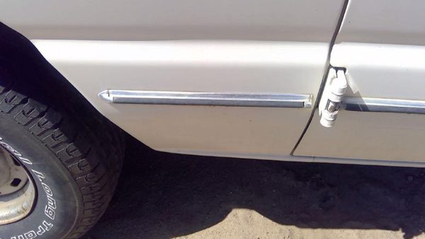 1993 Ford Van E150 Passenger Right Rear Moulding On Quarter Panel Oem — photo 5