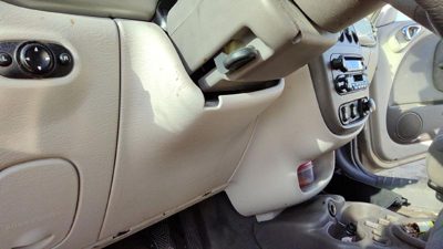01-05 Pt Cruiser Lower Dash Under Column Knee Bolster Trim Panel Fl Taupe